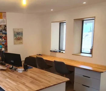 Renovation bureau bluet design