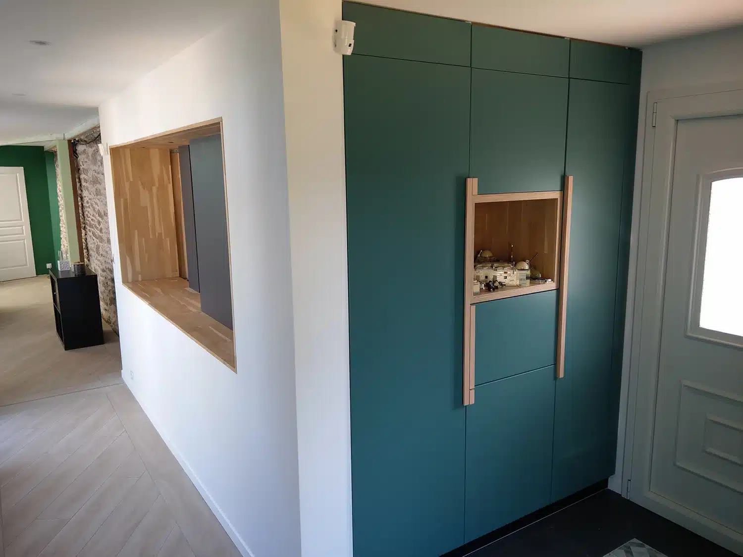 Resultat final amenagement renovation d'une entree de maison